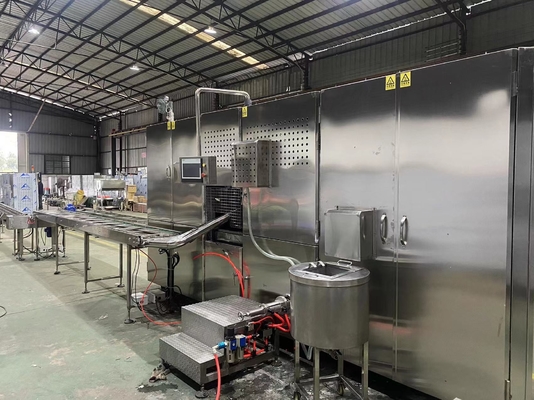 سعر جيد 2.25KW 12000pcs / H آلة صنع مخروط الوافل PLC التي تسيطر عليها الانترنت