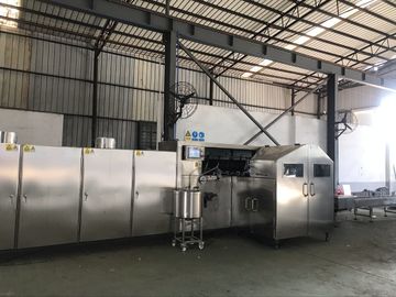 سعر جيد معدات تصنيع مخروط الآيس كريم 5000 كجم ، خط إنتاج بسكويت الويفر المخروطي 3.37 Kw 380V الانترنت