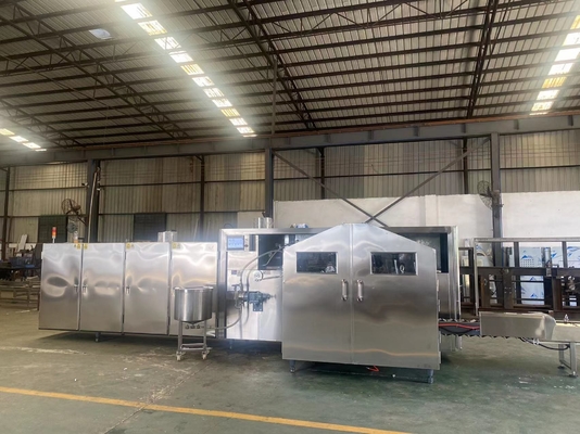 8kg / H LPG 380V 3.37Kw آلة خبز مخروط الآيس كريم لمصنع الوجبات الخفيفة